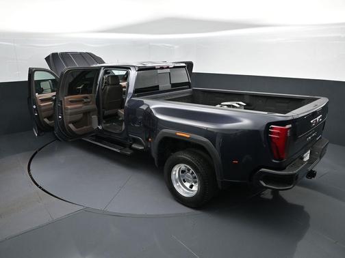 2024 GMC Sierra 3500 Denali