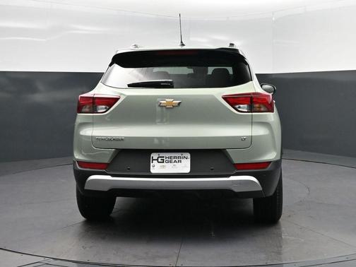 Cacti Green 2026 Chevrolet Trailblazer LT