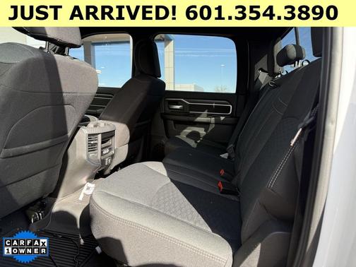 2025 RAM 2500 Big Horn Crew Cab 4x4 6'4' Box