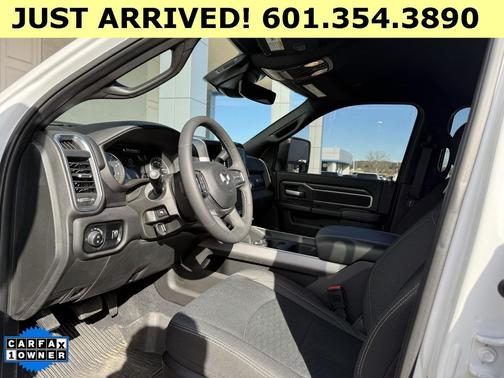 2025 RAM 2500 Big Horn Crew Cab 4x4 6'4' Box