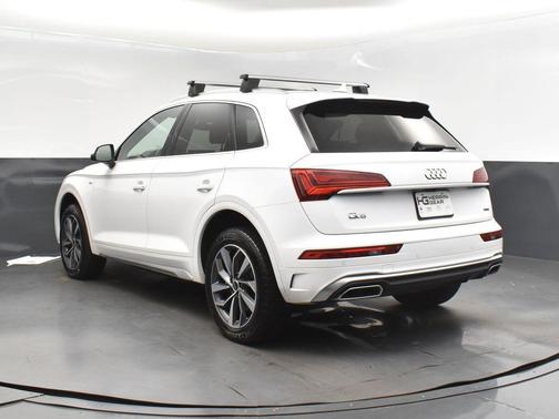 2023 Audi Q5 45 S line Premium Plus