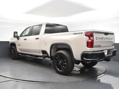 2026 Chevrolet Silverado 2500 Custom