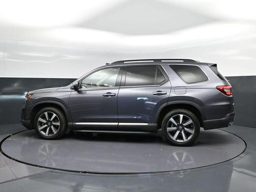 2023 Honda Pilot AWD Elite