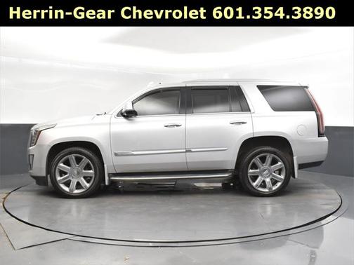 2016 Cadillac Escalade Luxury