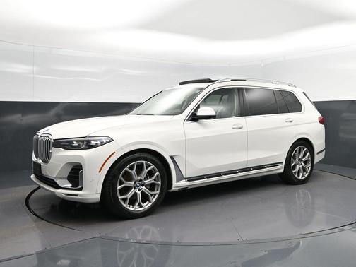 Alpine White 2021 BMW X7 xDrive40i