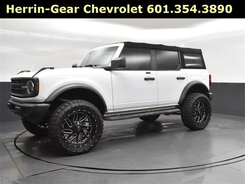 2022 Ford Bronco Base