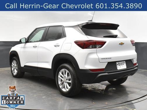 Summit White 2025 Chevrolet Trailblazer LS