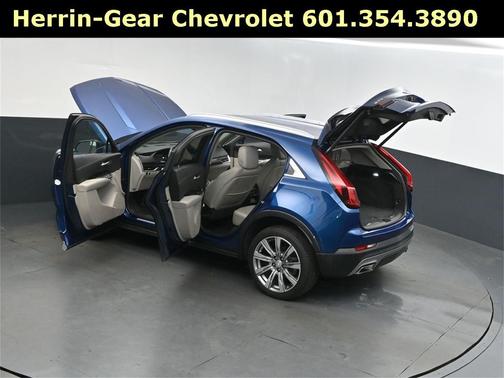 2019 Cadillac XT4 Premium Luxury