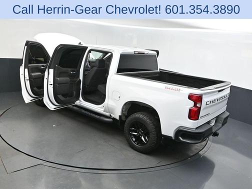 Summit White 2021 Chevrolet Silverado 1500 LT Trail Boss