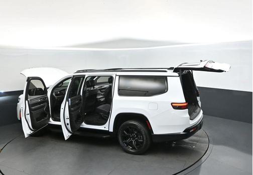 2024 Jeep Wagoneer L Series II Carbide 4x4