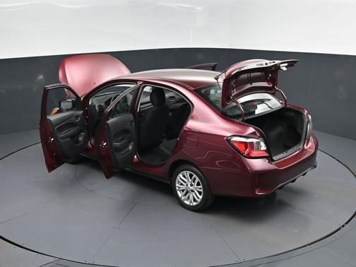 2024 Mitsubishi Mirage G4 LE