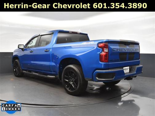 2024 Chevrolet Silverado 1500 Custom