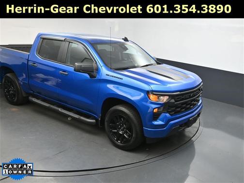2024 Chevrolet Silverado 1500 Custom