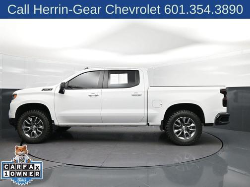 Summit White 2026 Chevrolet Silverado 1500 LT