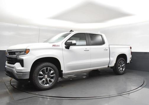 Summit White 2026 Chevrolet Silverado 1500 LT