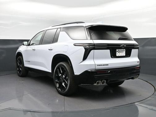 Polar White 2026 Chevrolet Traverse RS