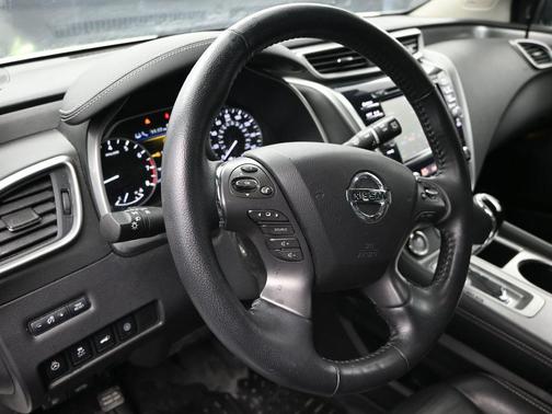 2022 Nissan Murano SL FWD