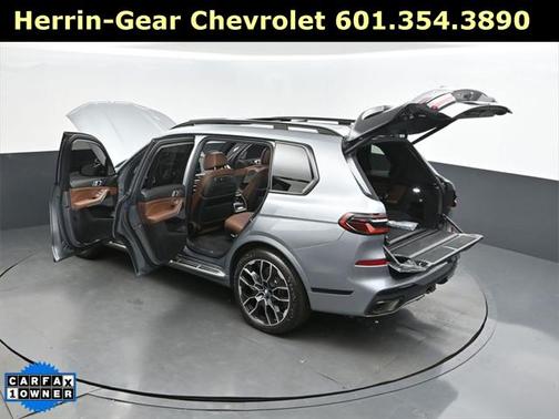 2023 BMW X7 xDrive40i