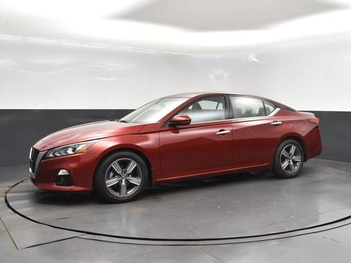 2022 Nissan Altima 2.5 SL