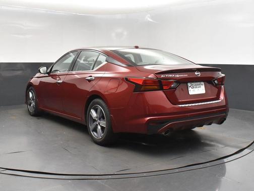 2022 Nissan Altima 2.5 SL