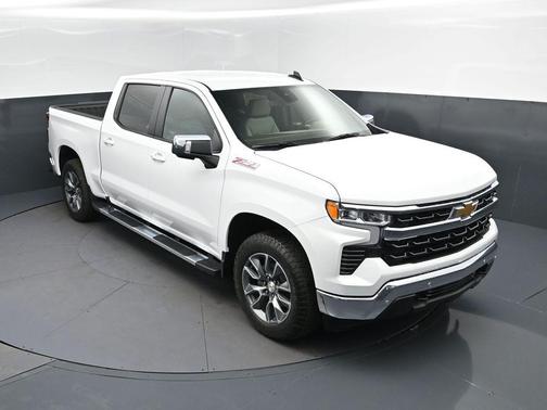 Summit White 2026 Chevrolet Silverado 1500 LT