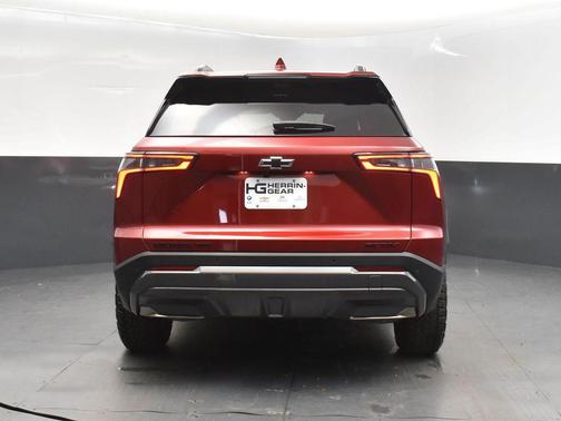 Radiant Red Tintcoat 2026 Chevrolet Equinox AWD ACTIV
