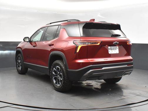 Radiant Red Tintcoat 2026 Chevrolet Equinox AWD ACTIV