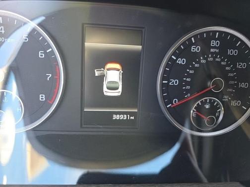 Glacial White Pearl 2024 Kia K5 EX