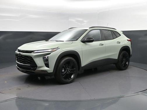 Cacti Green 2026 Chevrolet Trax FWD ACTIV