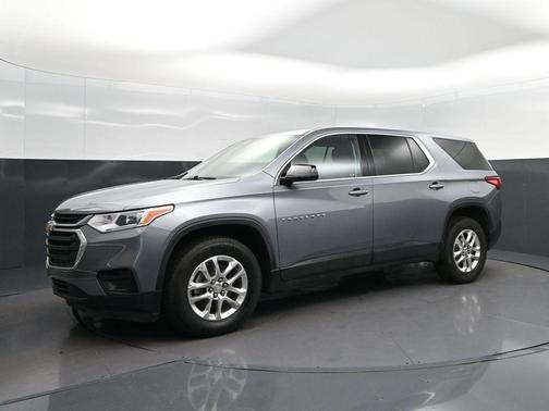 Satin Steel Metallic 2020 Chevrolet Traverse LS
