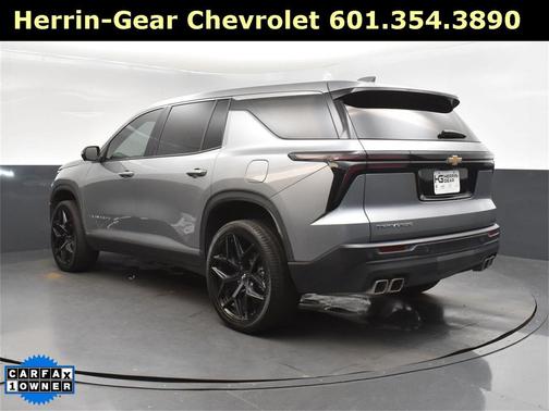 2024 Chevrolet Traverse LS