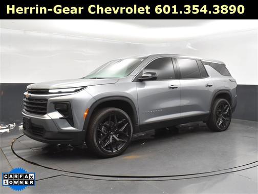 2024 Chevrolet Traverse LS