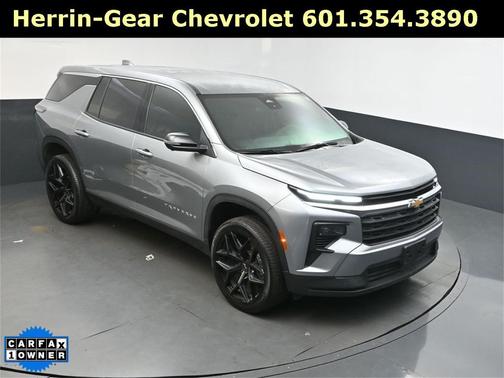 2024 Chevrolet Traverse LS