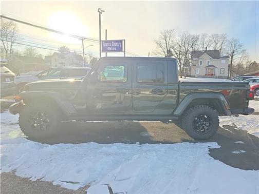 2023 Jeep Gladiator SPORT