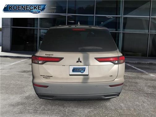 2022 Mitsubishi Outlander SE