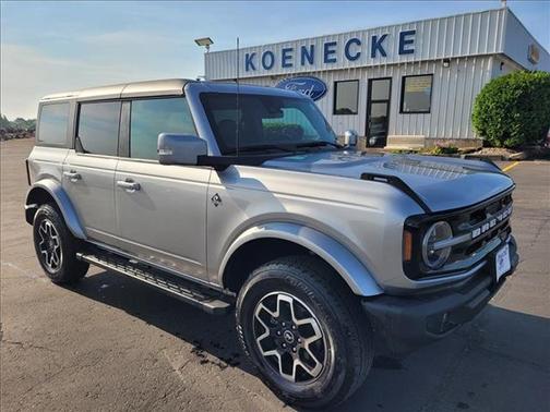 2022 Ford Bronco 