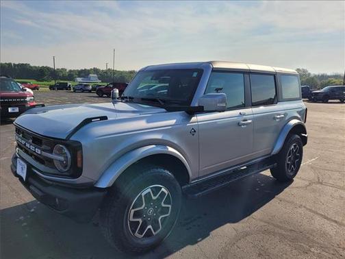 2022 Ford Bronco 