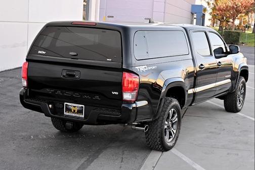 2016 Toyota Tacoma TRD Sport