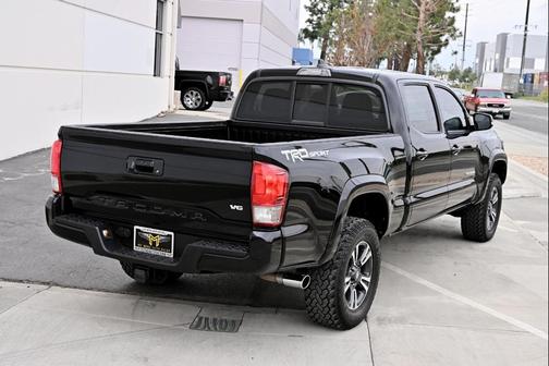 2016 Toyota Tacoma TRD Sport