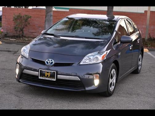 2014 Toyota Prius Plug-in Advanced