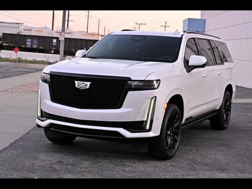2021 Cadillac Escalade ESV Sport