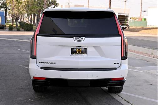 Crystal White Pearl 2021 Cadillac Escalade ESV Sport