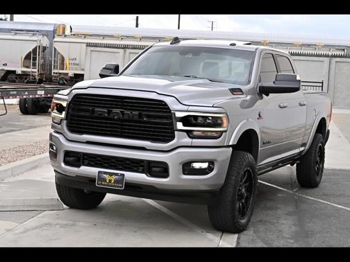 Billet Silver Metallic 2019 RAM 2500 Laramie 4x4 Crew Cab