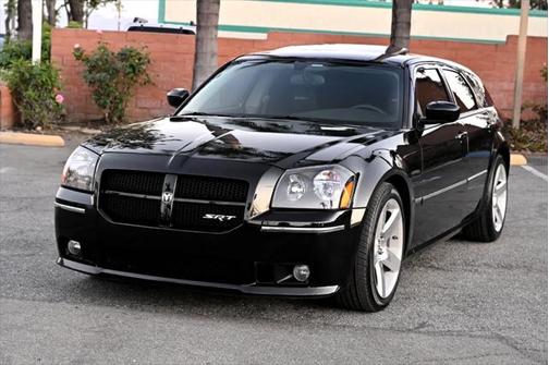 2007 Dodge Magnum SRT8 RWD