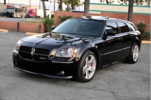 2007 Dodge Magnum SRT8 RWD