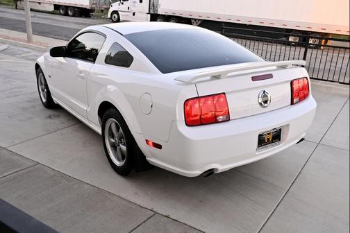 2006 Ford Mustang GT Premium