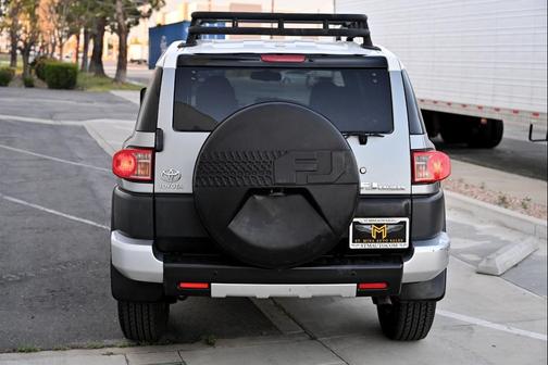 2011 Toyota FJ Cruiser Base