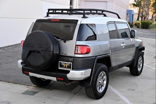 2011 Toyota FJ Cruiser Base