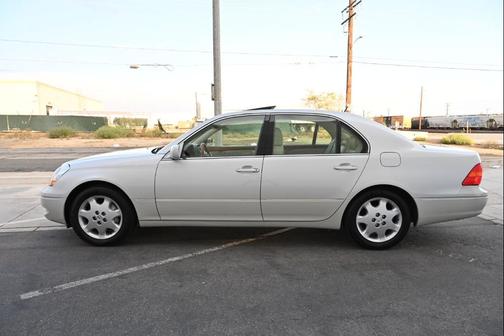 2003 Lexus LS 430 Base