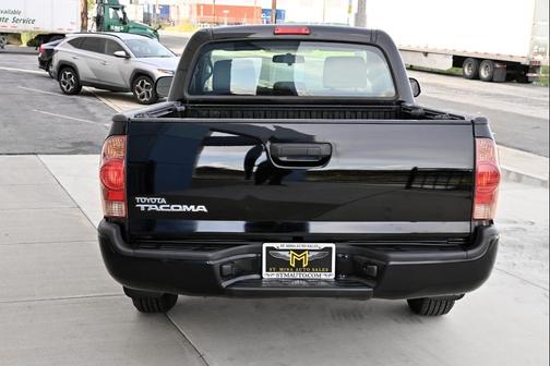2014 Toyota Tacoma Base